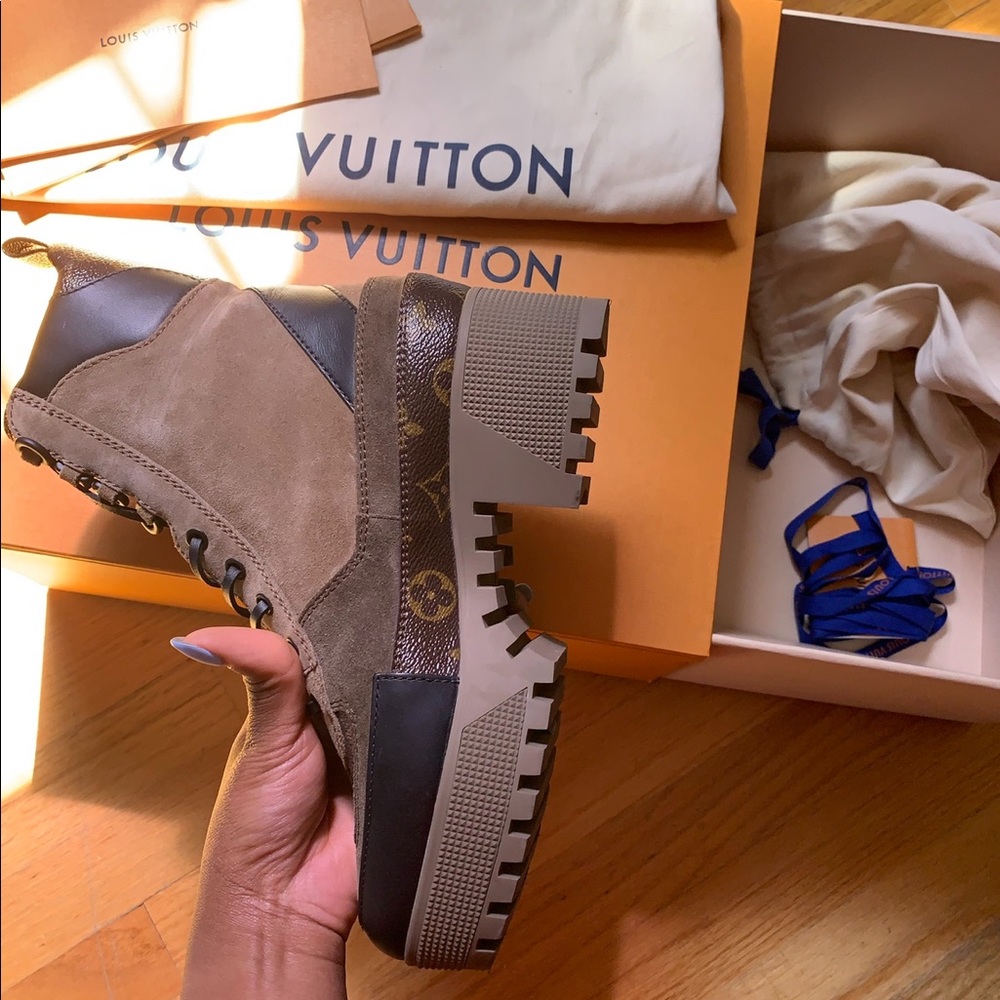 Louis Vuitton Desert boots